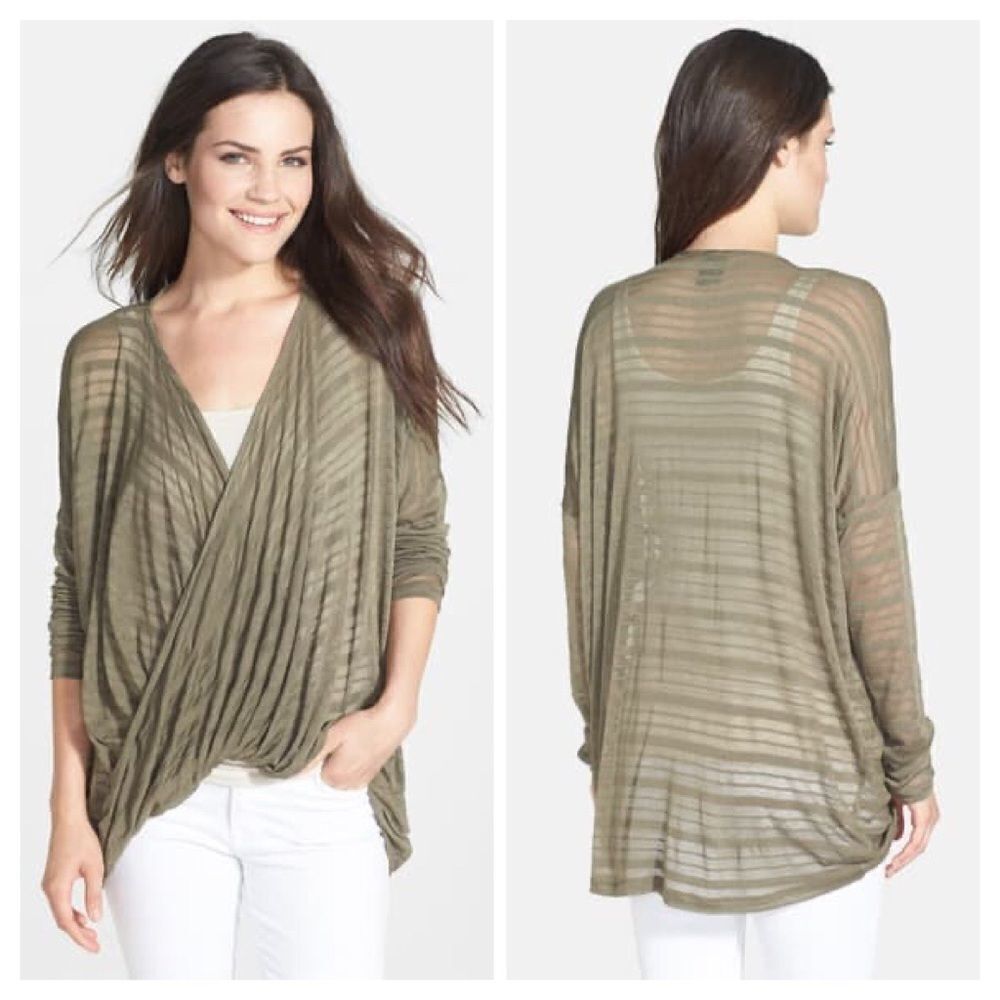Bobeau Shadow Stripe Faux Wrap Top Size Medium